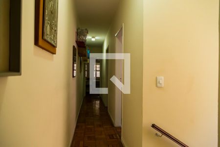 Casa à venda com 207m², 4 quartos e 2 vagasCorredor