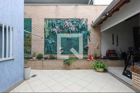 Casa para alugar com 201m², 3 quartos e 2 vagasQuintal