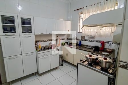 Apartamento à venda com 86m², 3 quartos e 2 vagasCozinha
