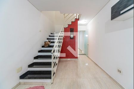 Casa para alugar com 79m², 2 quartos e 2 vagasCopa e Cozinha 