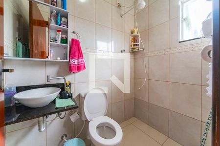 Casa para alugar com 79m², 2 quartos e 2 vagasBanheiro do Quarto 1