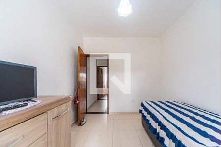 Casa para alugar com 79m², 2 quartos e 2 vagasQuarto 1