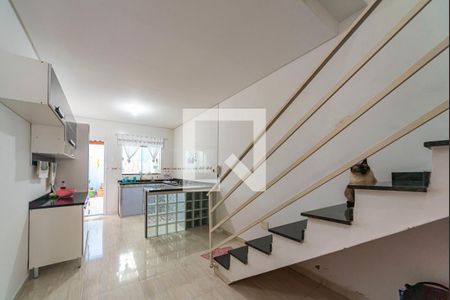 Casa para alugar com 79m², 2 quartos e 2 vagasCopa e Cozinha 