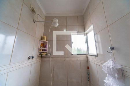 Casa para alugar com 79m², 2 quartos e 2 vagasBanheiro do Quarto 1