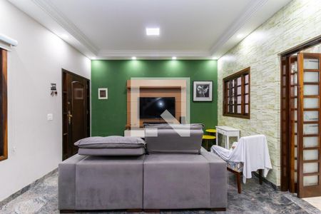 Sala de casa para alugar com 4 quartos, 176m² em Vila Jacuí, São Paulo