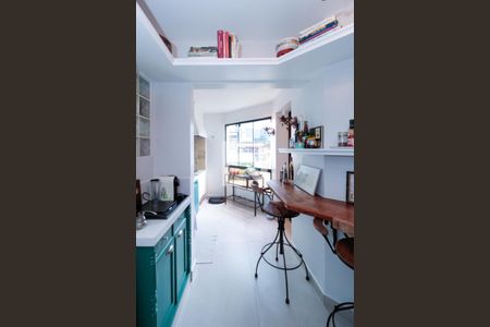 Apartamento à venda com 178m², 4 quartos e 2 vagas Apartamento à venda com 178m², 4 quartos e 2 vagasChurrasqueira