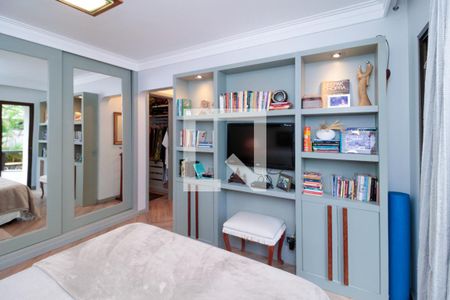 Apartamento à venda com 178m², 4 quartos e 2 vagas Apartamento à venda com 178m², 4 quartos e 2 vagasSuíte 2