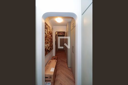 Apartamento à venda com 178m², 4 quartos e 2 vagas Apartamento à venda com 178m², 4 quartos e 2 vagasCorredor - Quartos