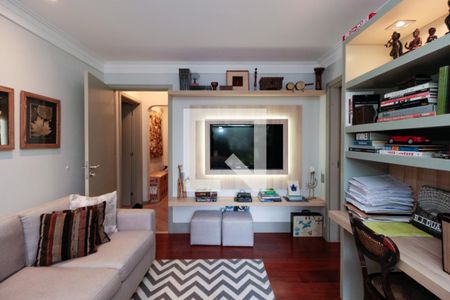 Apartamento à venda com 178m², 4 quartos e 2 vagas Apartamento à venda com 178m², 4 quartos e 2 vagasSala 2