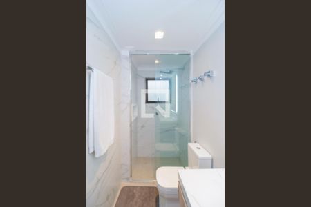 Apartamento à venda com 178m², 4 quartos e 2 vagas Apartamento à venda com 178m², 4 quartos e 2 vagasBanheiro da Suíte 1