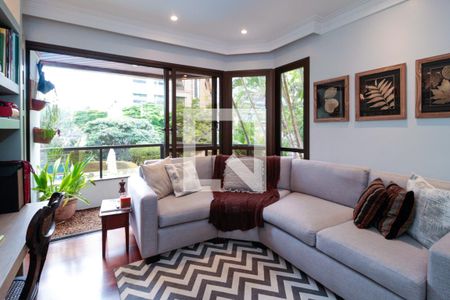 Apartamento à venda com 178m², 4 quartos e 2 vagas Apartamento à venda com 178m², 4 quartos e 2 vagasSala 2