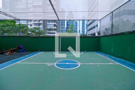 Apartamento à venda com 178m², 4 quartos e 2 vagas Apartamento à venda com 178m², 4 quartos e 2 vagasQuadra Esportiva