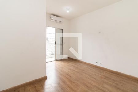 Suite de casa à venda com 3 quartos, 180m² em Vila Londrina, São Paulo