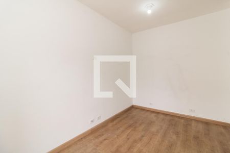 Casa à venda com 180m², 3 quartos e 4 vagasSuite