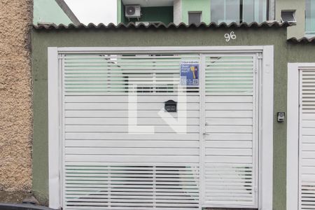 Casa à venda com 180m², 3 quartos e 4 vagasFachada