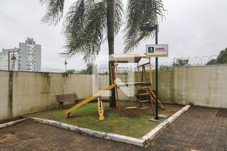 Apartamento à venda com 72m², 3 quartos e 1 vaga Apartamento à venda com 72m², 3 quartos e 1 vagaÁrea comum - Playground