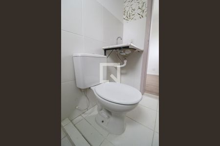 Apartamento à venda com 72m², 3 quartos e 1 vaga Apartamento à venda com 72m², 3 quartos e 1 vagaBanheiro da Suíte