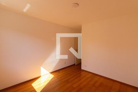 Quarto 2 de casa para alugar com 3 quartos, 137m² em Jardim Santa Maria, São Paulo