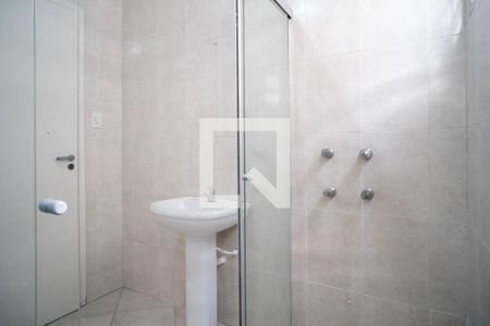 Casa para alugar com 137m², 3 quartos e 2 vagas Casa para alugar com 137m², 3 quartos e 2 vagasBanheiro 2