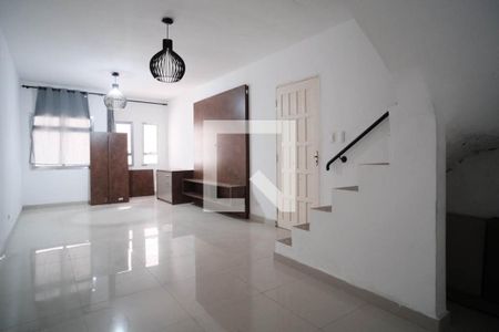 Sala de casa para alugar com 3 quartos, 137m² em Jardim Santa Maria, São Paulo