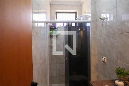 Apartamento para alugar com 220m², 3 quartos e 2 vagas Apartamento para alugar com 220m², 3 quartos e 2 vagasBanheiro
