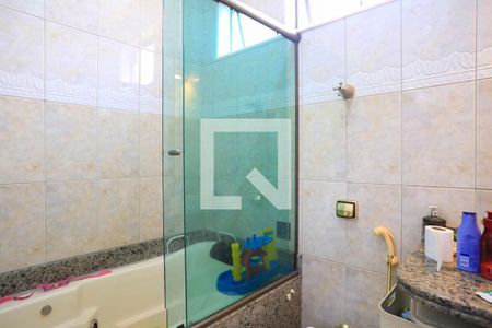 Apartamento para alugar com 220m², 3 quartos e 2 vagas Apartamento para alugar com 220m², 3 quartos e 2 vagasBanheiro da Suíte