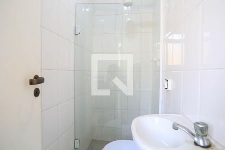 Apartamento para alugar com 220m², 3 quartos e 2 vagas Apartamento para alugar com 220m², 3 quartos e 2 vagasBanheiro de Serviço