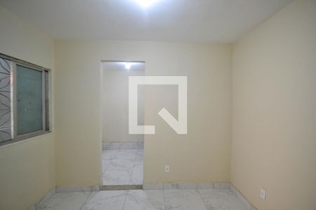 Sala de casa para alugar com 1 quarto, 50m² em Vila Entre Rios, Belford Roxo