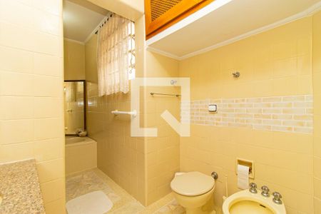 Apartamento para alugar com 175m², 3 quartos e 1 vaga Apartamento para alugar com 175m², 3 quartos e 1 vagaBanheiro Social 1