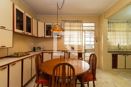 Apartamento para alugar com 175m², 3 quartos e 1 vaga Apartamento para alugar com 175m², 3 quartos e 1 vagaCozinha