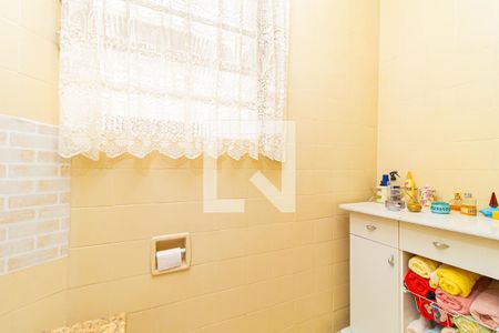 Apartamento para alugar com 175m², 3 quartos e 1 vaga Apartamento para alugar com 175m², 3 quartos e 1 vagaBanheiro Social 2