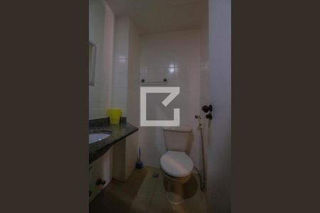Casa de condomínio à venda com 110m², 3 quartos e 2 vagasBanheiro 2