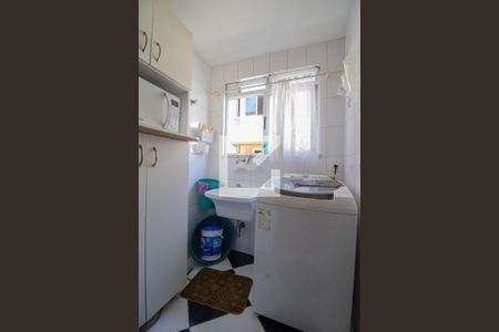 Casa de condomínio à venda com 110m², 3 quartos e 2 vagasÁrea de Serviço