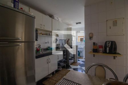 Casa de condomínio à venda com 110m², 3 quartos e 2 vagasCozinha e Área de Serviço