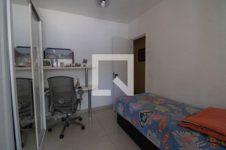 Casa de condomínio à venda com 110m², 3 quartos e 2 vagasQuarto 3