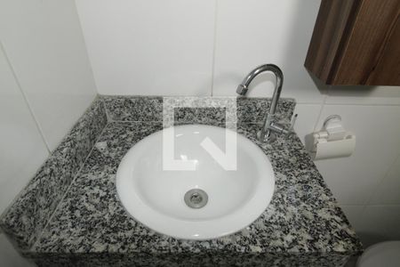 Casa de condomínio para alugar com 70m², 3 quartos e 1 vagaBanheiro da Suíte 1