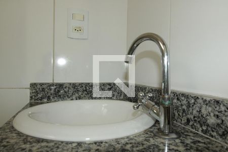 Casa de condomínio para alugar com 70m², 3 quartos e 1 vagaBanheiro da Suíte 2