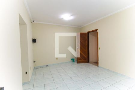 Sala 2 de casa para alugar com 4 quartos, 350m² em Itaquera, São Paulo