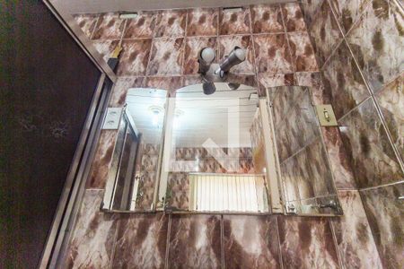 Casa para alugar com 350m², 4 quartos e 3 vagasBanheiro 2