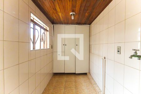 Casa para alugar com 350m², 4 quartos e 3 vagasLavanderia