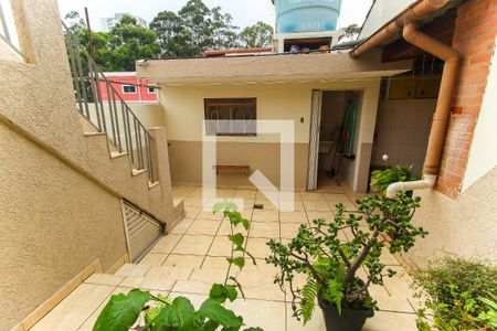 Casa para alugar com 350m², 4 quartos e 3 vagasQuintal