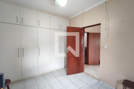 Quarto Suíte de casa à venda com 5 quartos, 275m² em Vila Aurocan, Campinas