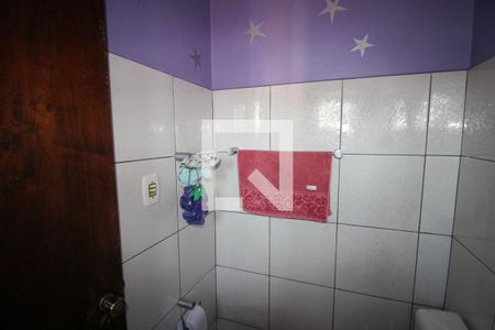 Casa à venda com 410m², 5 quartos e 3 vagasBanheiro da Suíte 2