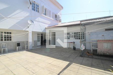 Casa à venda com 410m², 5 quartos e 3 vagasQuintal