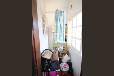 Casa à venda com 410m², 5 quartos e 3 vagasDespensa quarto 2