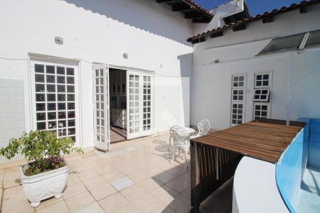 Casa à venda com 410m², 5 quartos e 3 vagasPiscina