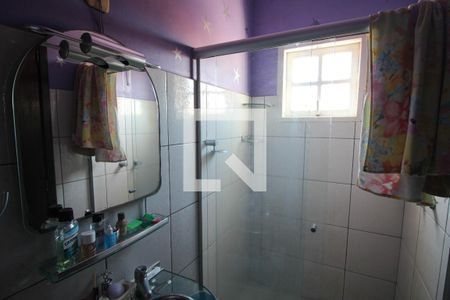 Casa à venda com 410m², 5 quartos e 3 vagasBanheiro da Suíte 2