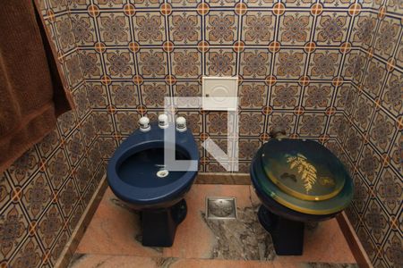 Casa de condomínio à venda com 250m², 3 quartos e sem vagaBanheiro do Quarto 3 - Suíte (2º Andar)