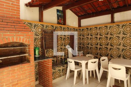 Casa de condomínio à venda com 250m², 3 quartos e sem vagaVaranda/Área Externa