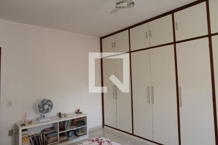 Casa de condomínio à venda com 250m², 3 quartos e sem vagaQuarto 3 - Suíte (2º Andar)